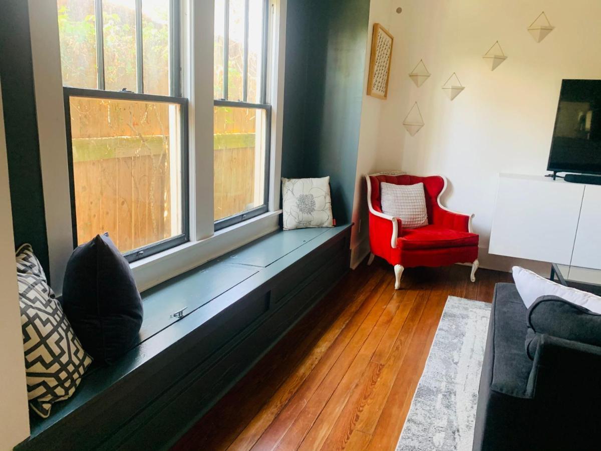 Private Room Downtown - Full House Access Lafayette Exterior foto