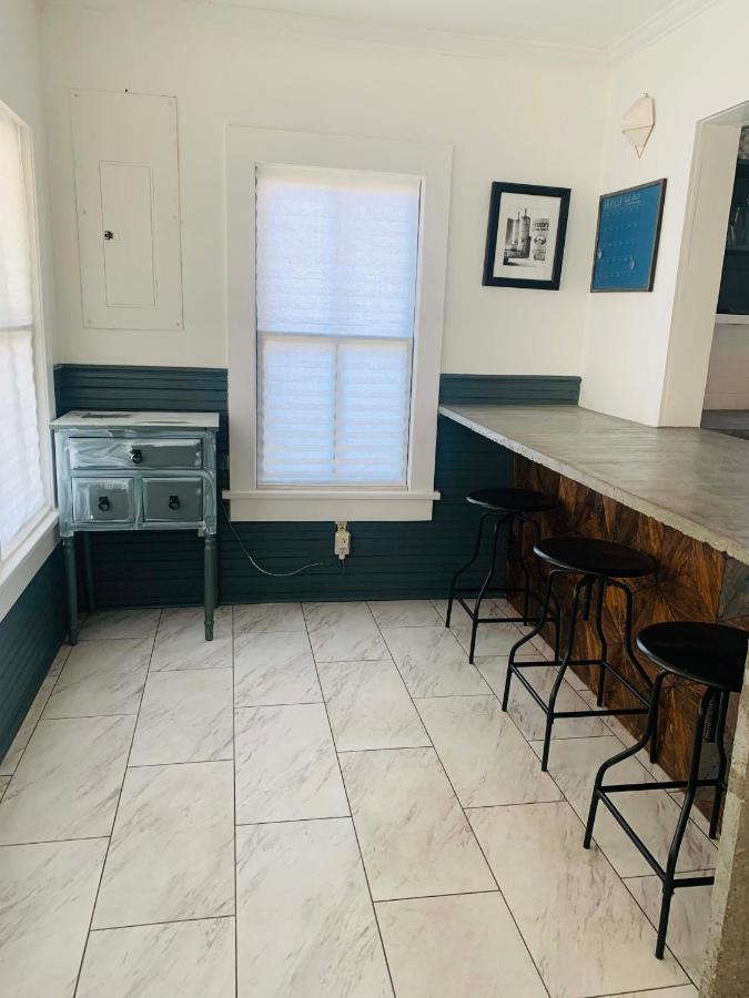 Private Room Downtown - Full House Access Lafayette Exterior foto
