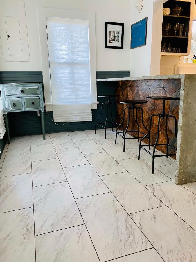 Private Room Downtown - Full House Access Lafayette Exterior foto